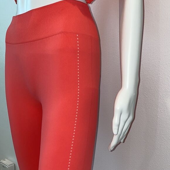 Coral Crop Top And Leggings Top Small Leggings Medium - Picture 8 of 15